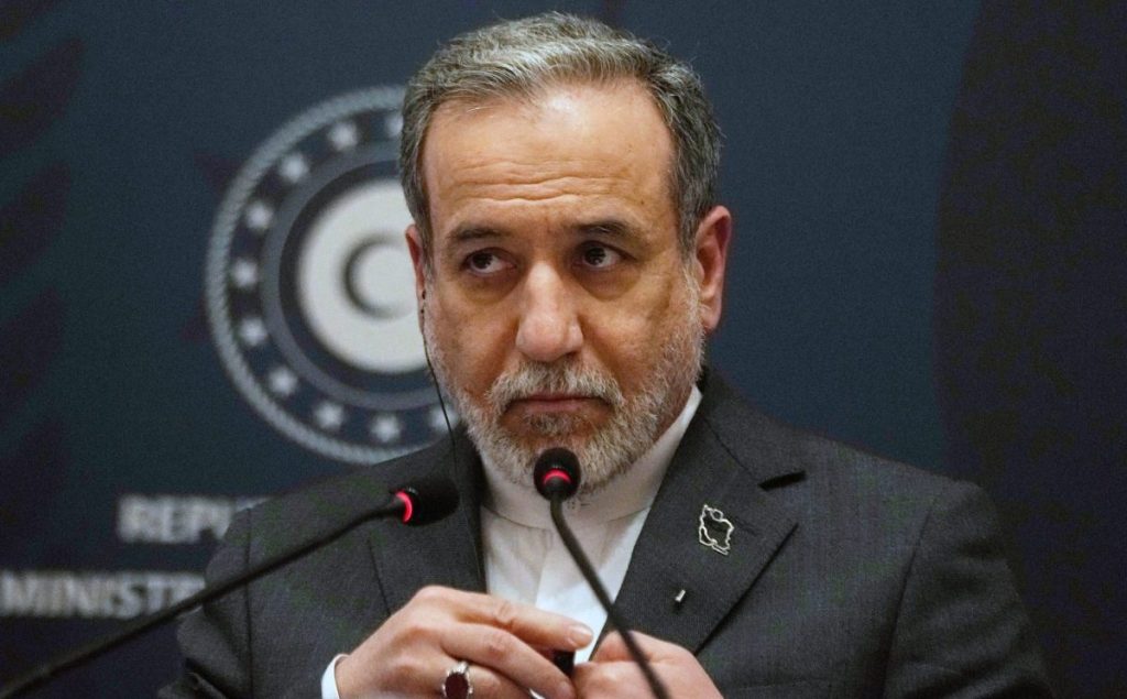 ΥΠΕΞ Ιράν: Θα επιστρέψω στο Πακιστάν