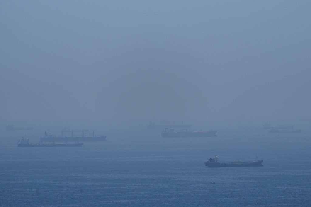 WSJ: Ο αμερικανικός στρατός ετοιμάζει ρεσάλτο σε πλοία που συνδέονται με το Ιράν