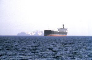 Περσικός Κόλπος: Δεύτερο πλοίο με τουρκική σημαία πέρασε τα Στενά του Ορμούζ