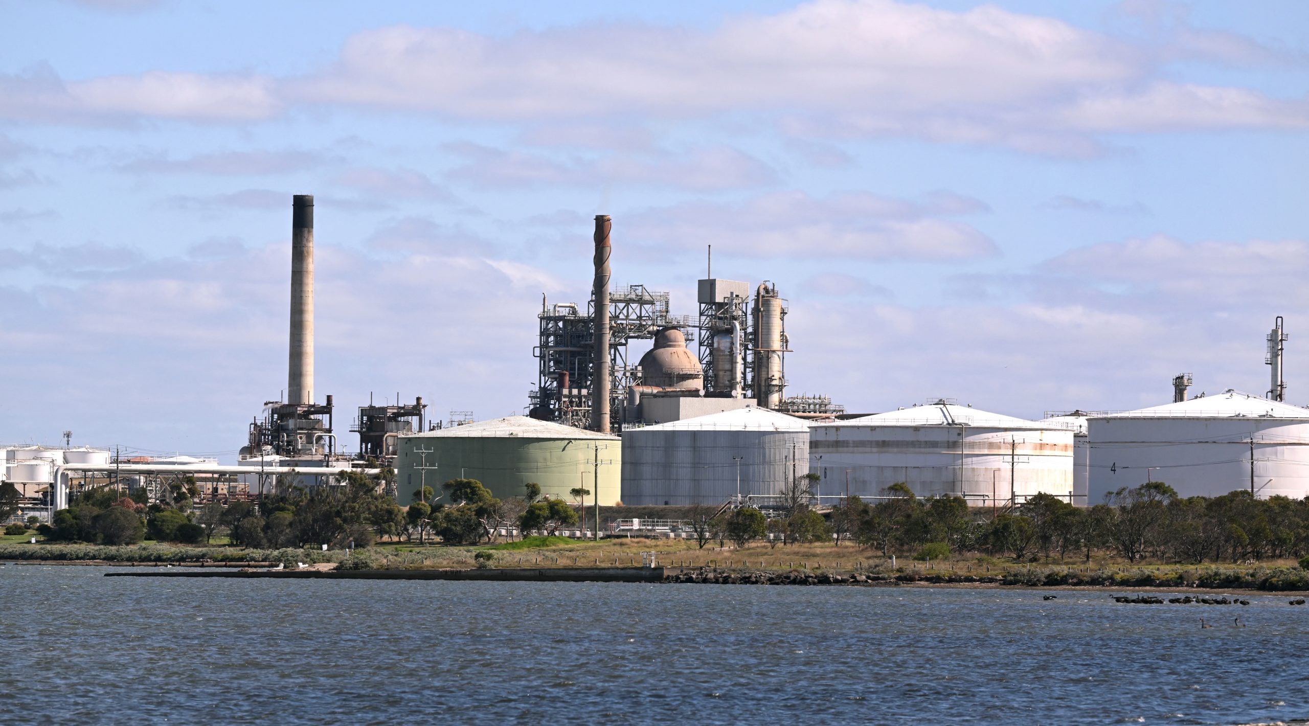 Προμήθειες καυσίμων και για μετά τον Μάιο, εξασφάλισε η Αυστραλία - ertnews.gr