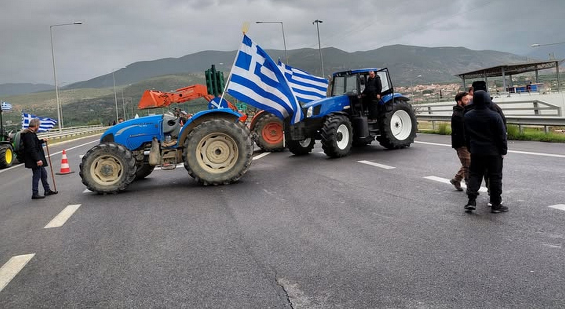 Επιστρέφουν στους δρόμους οι αγρότες - Σκέψεις για μπλόκο στον Προμαχώνα • Έλληνας Αγρότης