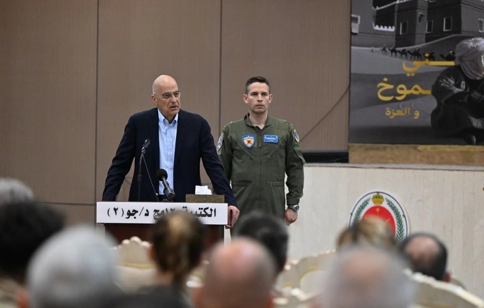 Την Ελληνική Δύναμη Σαουδικής Αραβίας επισκέφθηκε ο Νίκος Δένδιας