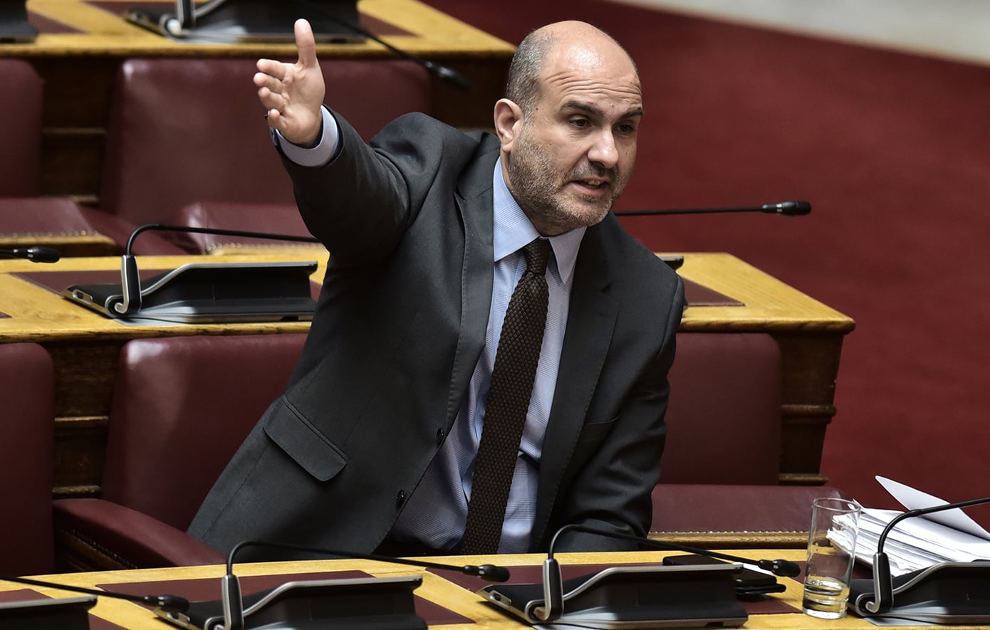 Δημήτρης Μαρκόπουλος: Ανυπόστατες οι φήμες περί μη ύπαρξης πανεπιστημιακού πτυχίου