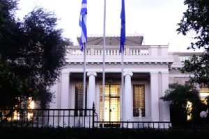 Κυβερνητικές πηγές: Ξανά κατώτερος των περιστάσεων ο κ. Ανδρουλάκης, θα επανέλθουμε με «καθόλου ευχάριστες λεπτομέρειες» – ΠΑΣΟΚ: Δεν σας παίρνει να μας απειλείτε