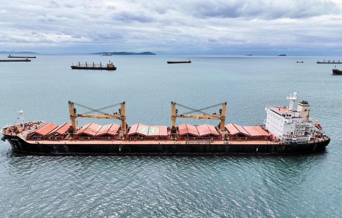 to-ploio-me-sitira-ta-opoia-symfona-me-tin-oukrania-echoun-klapei-apo-ti-rosia-den-tha-xefortosei-sto-israil-296529