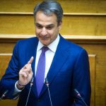 Μητσοτάκης προς Ανδρουλάκη: «Θέλετε να είναι αυτοδύναμη η ΝΔ για να σας βγάλει από τη δύσκολη θέση»