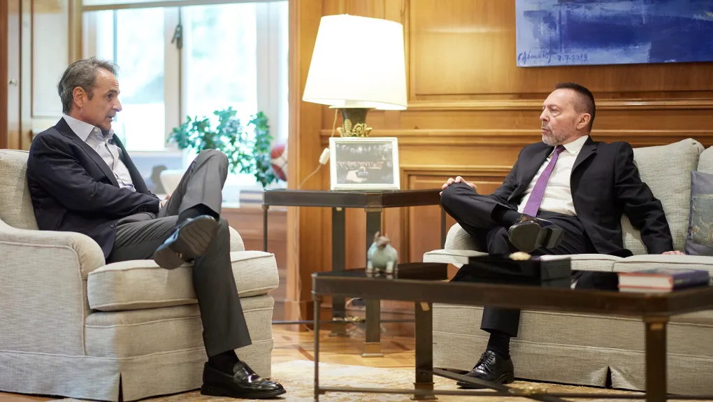 Ανανέωση 3ης θητείας Στουρνάρα στην ΤτΕ προτείνει η κυβέρνηση