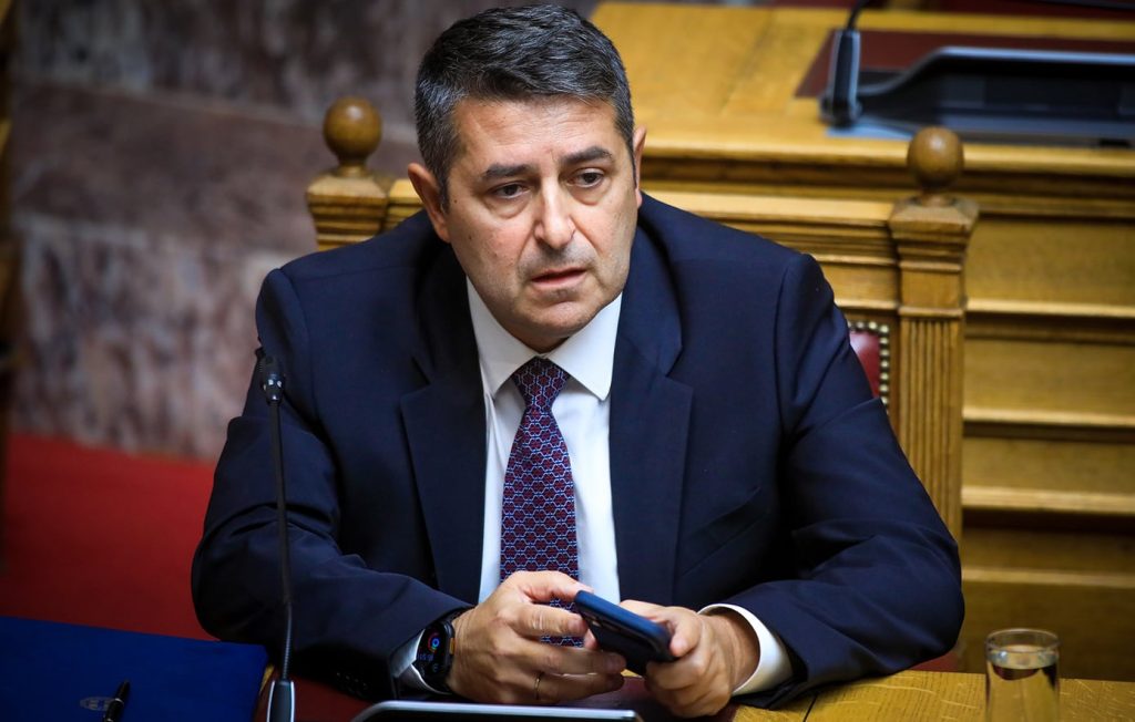 Το πρώτο ιατρικό ανακοινωθέν για τον Γιώργο Μυλωνάκη: «Σοβαρή, αλλά ελεγχόμενη η κατάστασή του»