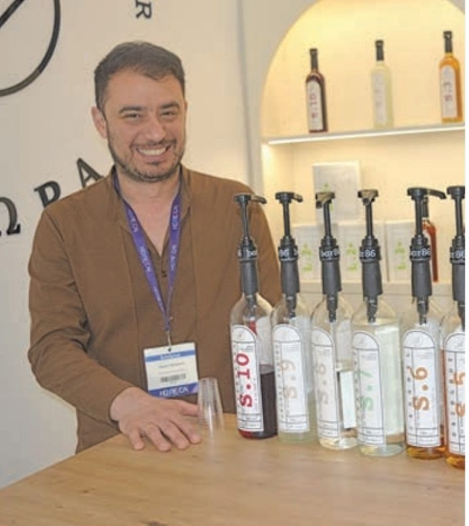 Καινοτόμα προϊόντα για μπαρ από ελληνικά φρούτα • Έλληνας Αγρότης