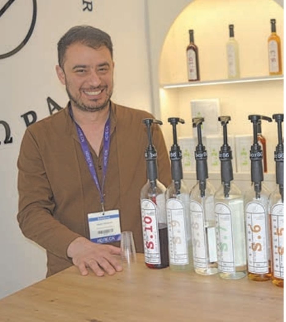 Καινοτόμα προϊόντα για μπαρ από ελληνικά φρούτα • Έλληνας Αγρότης