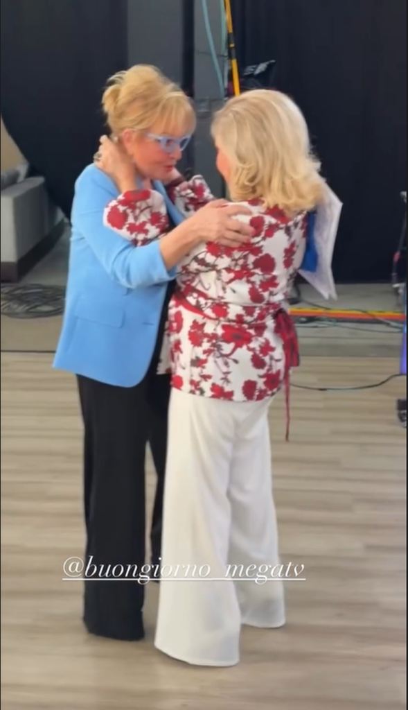 Συγκίνηση στην συνάντηση Λίτσας Πατέρα και Βίκυς Παγιατάκη στα παρασκήνια του Buongiorno