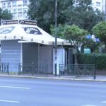 Πειραιάς: Μάχη για τη ζωή του δίνει ο 17χρονος που παρασύρθηκε από λεωφορείο – Τι υποστήριξε ο οδηγός