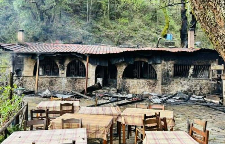 Ξέσπασε φωτιά σε ταβέρνα στον Ταΰγετο – Καταστράφηκε ολοσχερώς η επιχείρηση