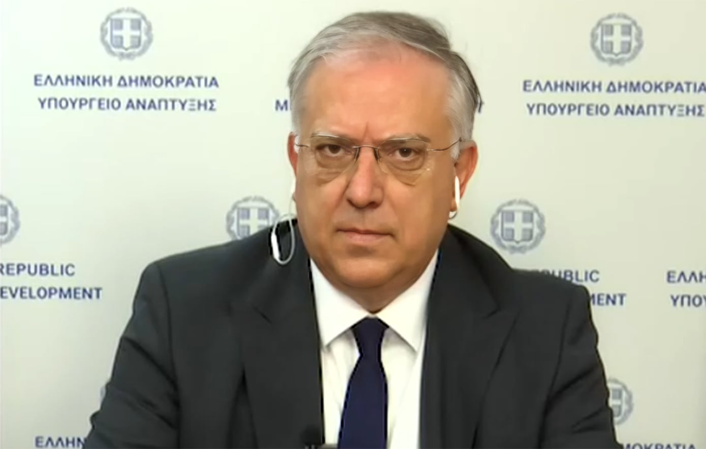 Θεοδωρικάκος: Έτοιμο το ν/σ για την προστασία των πολιτών από τραπεζικές χρεώσεις για δάνεια – Τέλος στα ψιλά γράμματα και τις αυθαίρετες πρακτικές