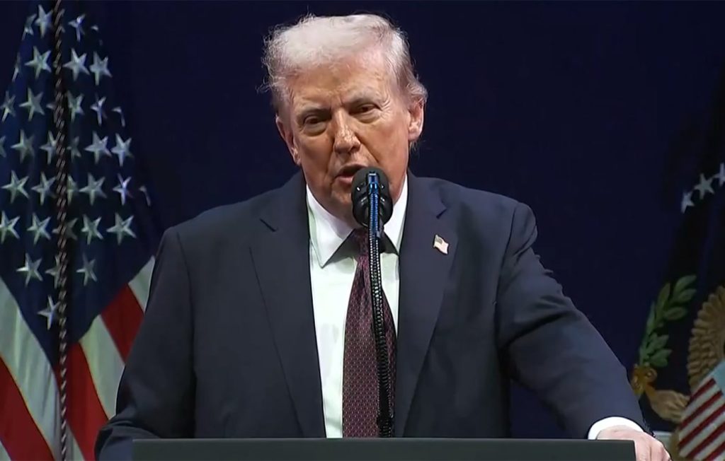 Η διορία που έδωσε ο Τραμπ στο Ιράν εκπνέει το βράδυ της Τρίτης