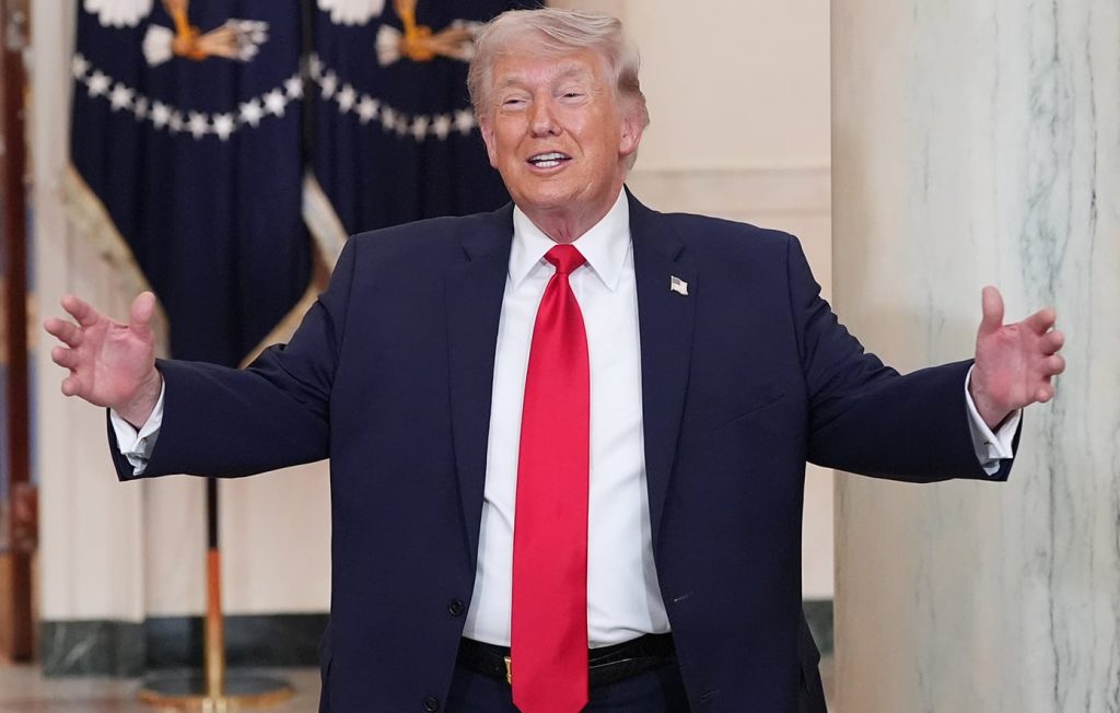 Τραμπ: «Το Ιράν συμφώνησε σχεδόν στα πάντα» – Θα πάει στο Πακιστάν αν υπογραφεί συμφωνία