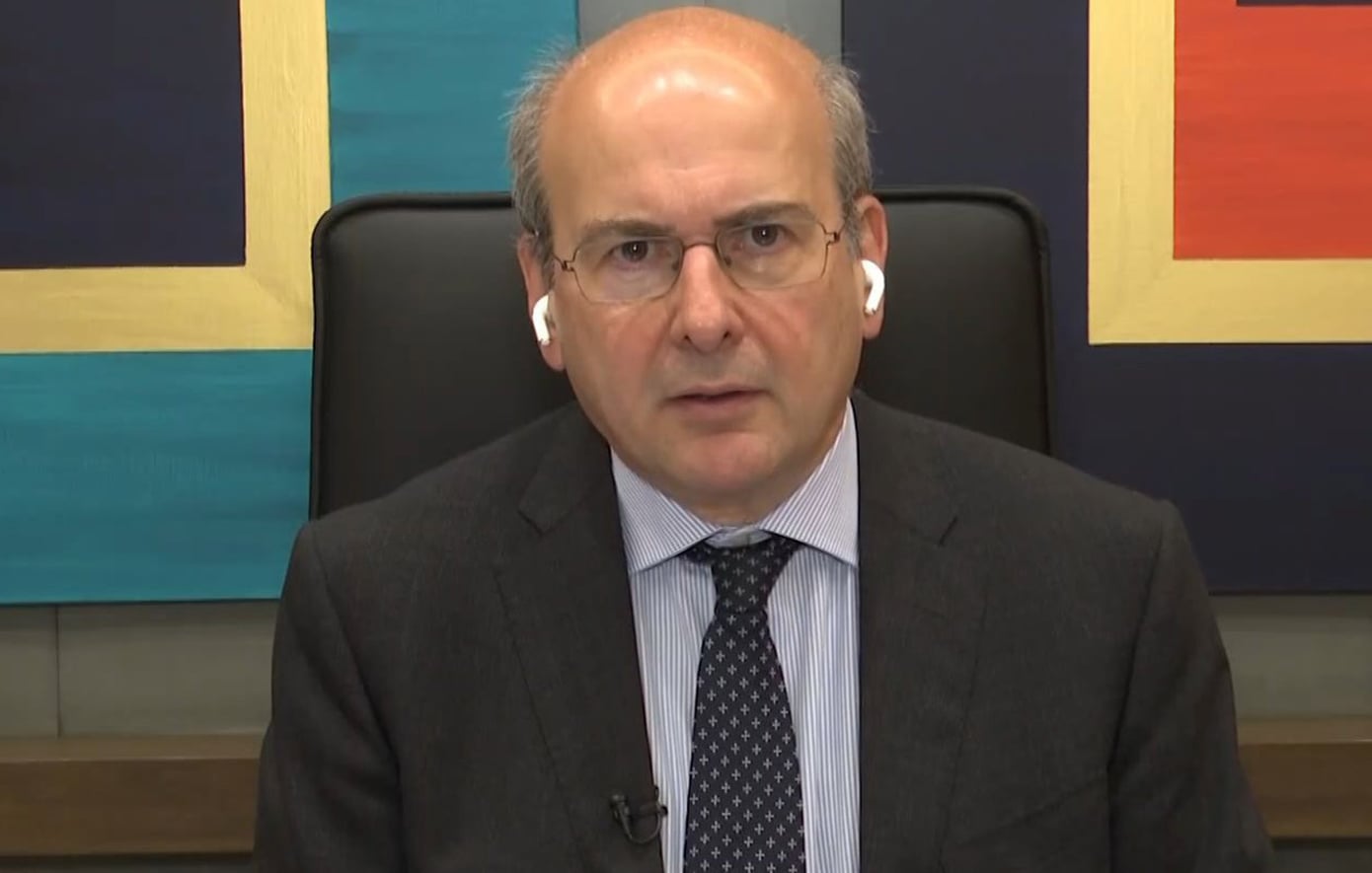 Χατζηδάκης: Η αντιπολίτευση υπόσχεται λεφτόδεντρα, εμείς παραμένουμε στη γραμμή «σταθερά βήματα μπροστά»