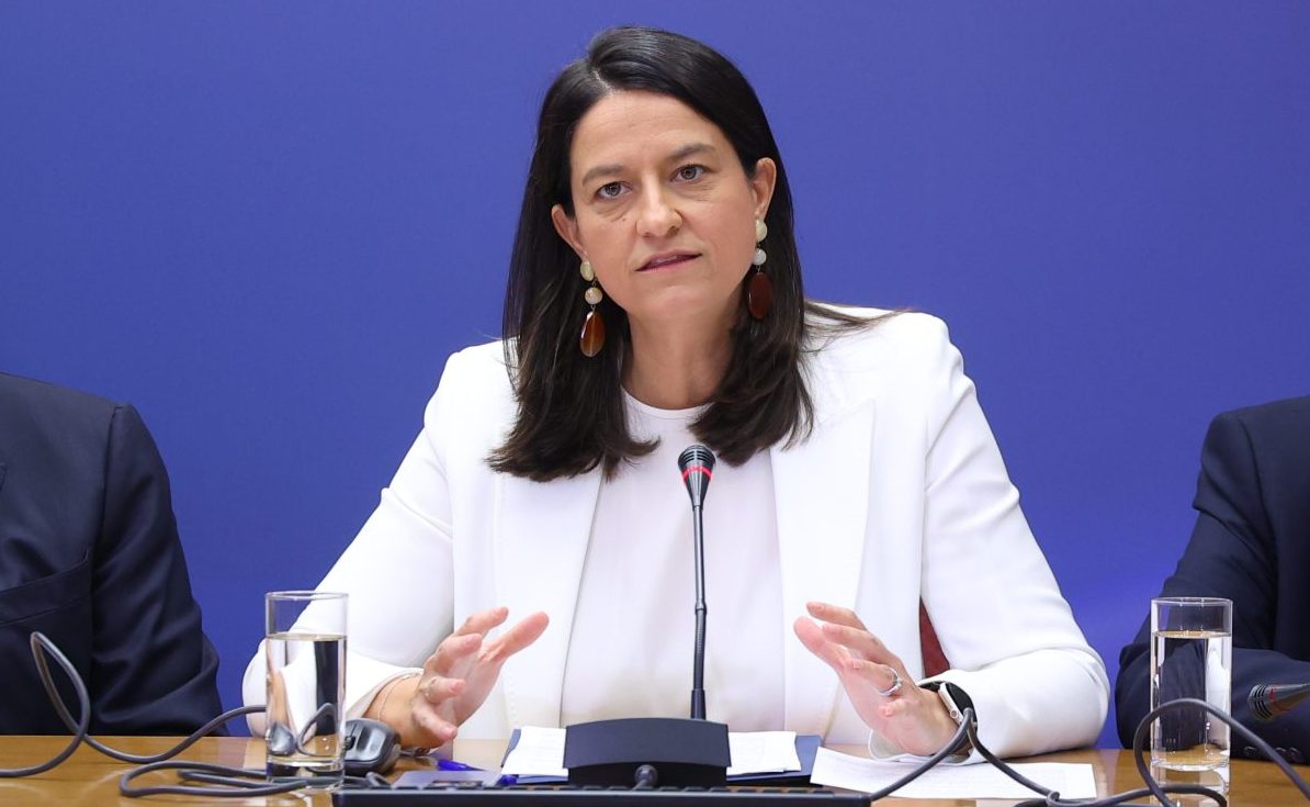 Επέκταση συλλογικών συμβάσεων σε επισιτισμό και ζαχαρώδη