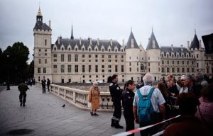 Αυξήθηκε ο αριθμός των Ευρωπαίων που έχουν αρνητική γνώμη για τις ΗΠΑ