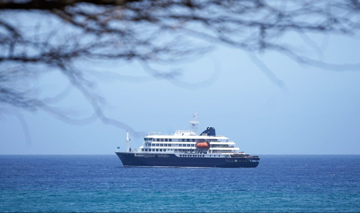 Συνεχίζεται το θρίλερ με το κρουαζιερόπλοιο στον Ατλαντικό: Eπτά τα κρούσματα χανταϊού – Σχέδιο εκκένωσης με ιατρικά αεροσκάφη